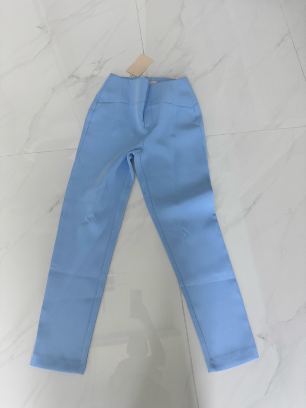 NWT baby blue tailored dress pants ✨
Size XS - Picture 7 of 9